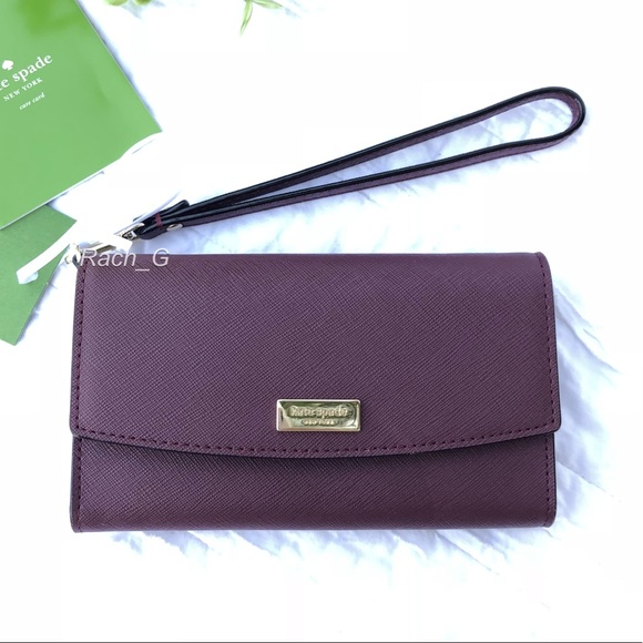 laurel way iphone wristlet